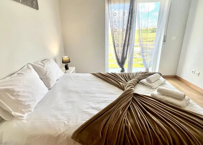 Fantastic 3 Bedroom - Peniche - Mer&surf 度假居 *